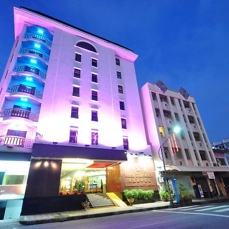 Bp Grand Suite Hotel Хатъяй Экстерьер фото