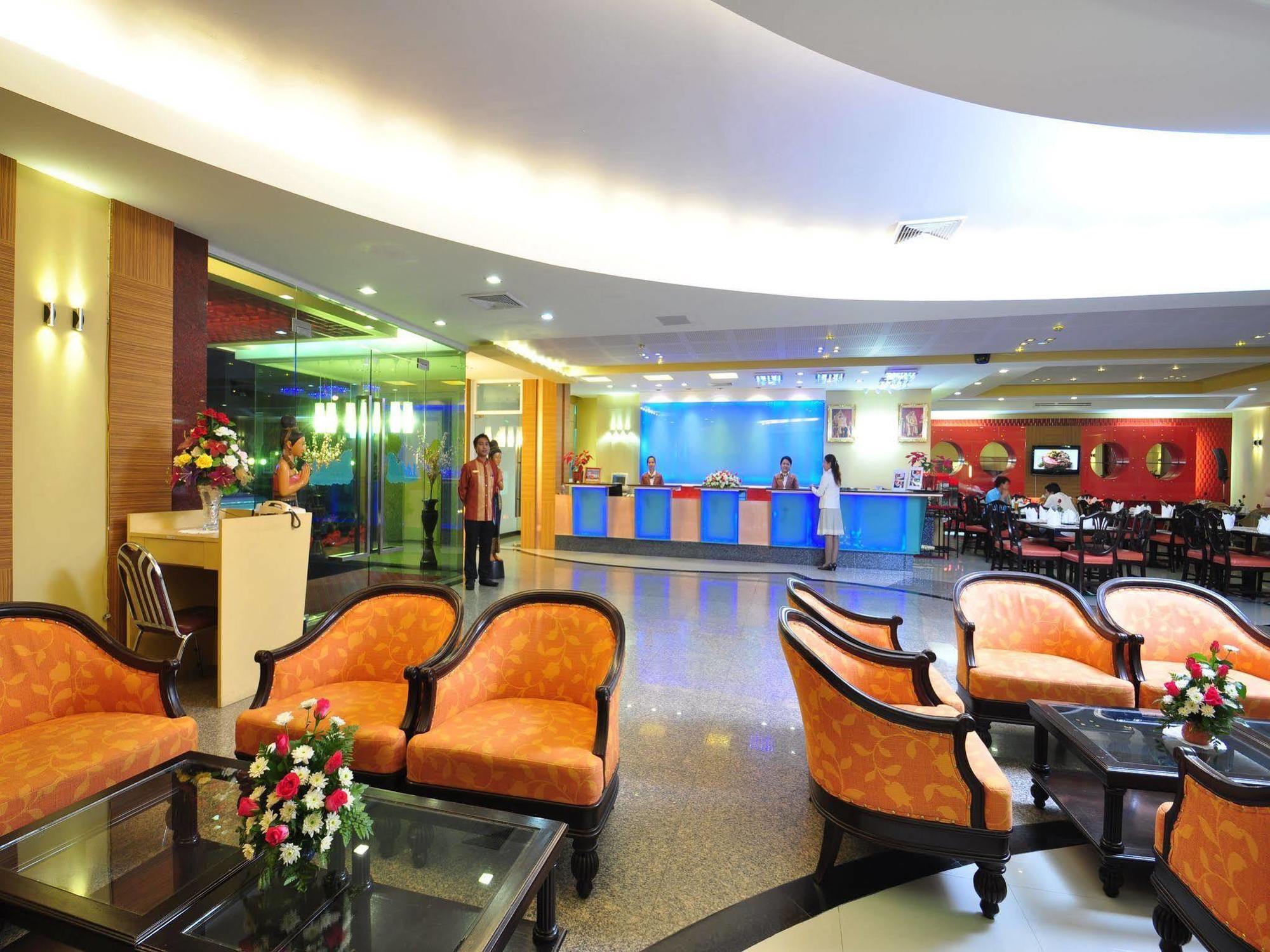 Bp Grand Suite Hotel Хатъяй Экстерьер фото